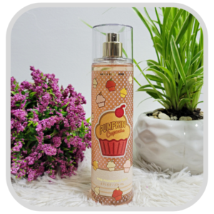 BATH & BODY WORKS PUMPKIN CUPCAKE MIST 236mL